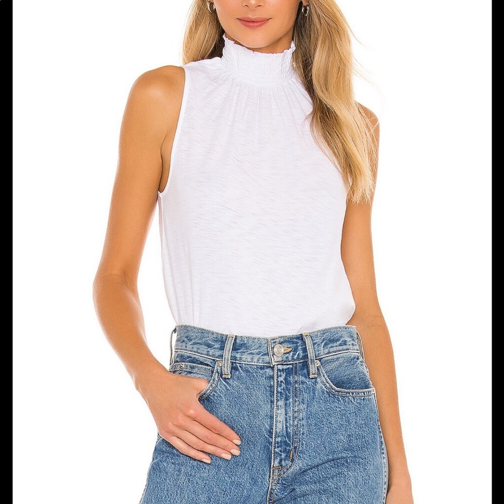 Evereve White Top